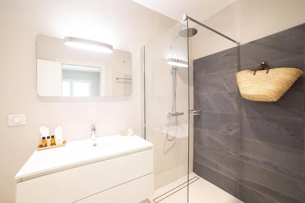 Eden Roc Appartements Le Diamant Apartment